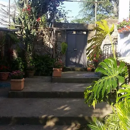 Bed & Breakfast Casa Carolina 3*